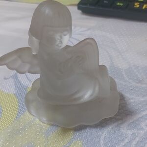 Avon Frosted Glass Cherub Figurine 1995 Vintage Collectible.Avon